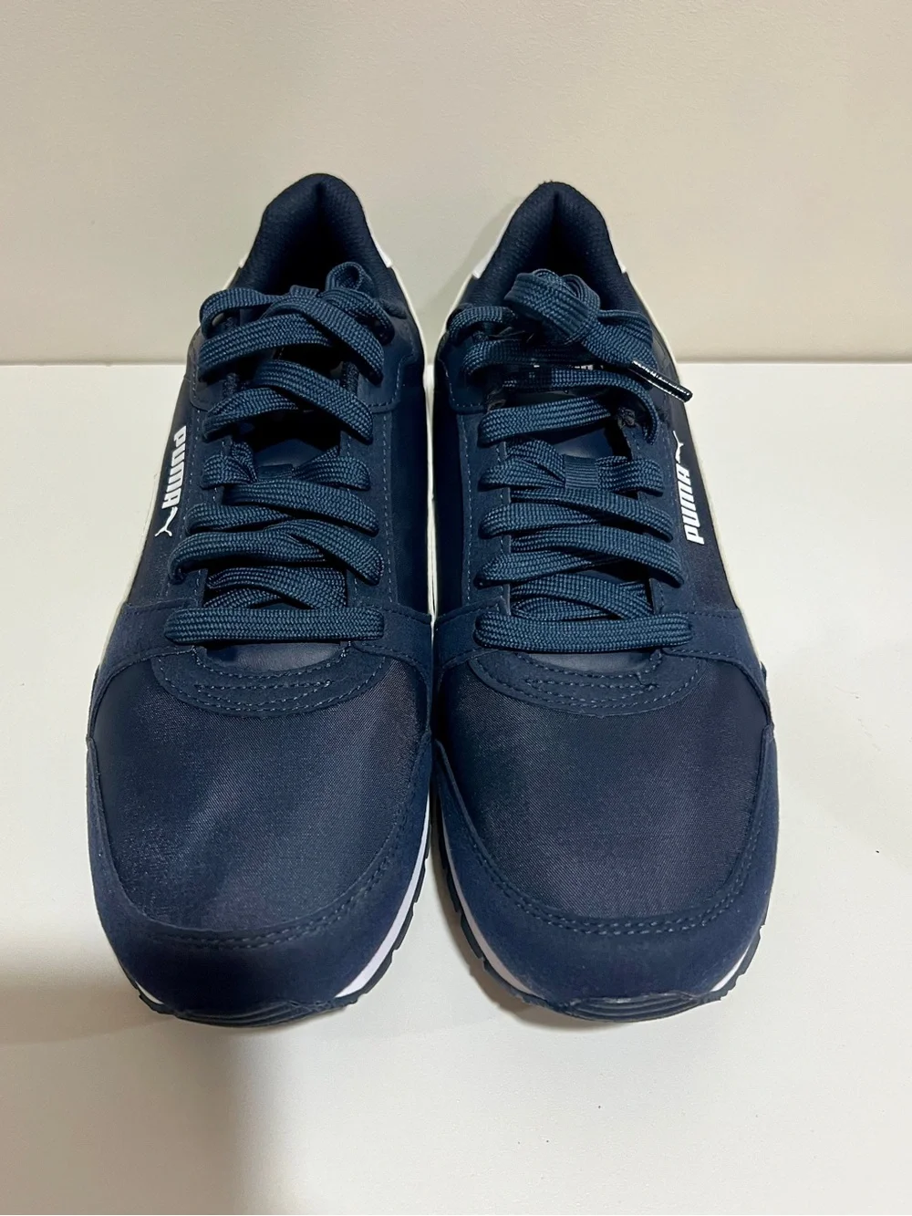 NEW Puma Men’s ST Runner V3 Navy and White Classic Sneakers